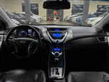 Hyundai Elantra-10