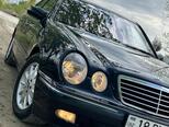 Mercedes E 240-2