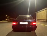 Mercedes E 200-7