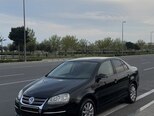 Volkswagen Jetta-1