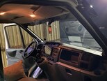 Ford Transit-10
