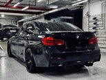BMW 330-4