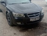 Hyundai Sonata-1