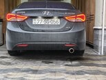 Hyundai Elantra-12
