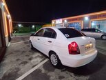 Hyundai Accent-7