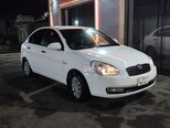 Hyundai Accent-2