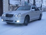 Mercedes E 240-3