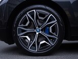 BMW iX-13