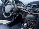 Mercedes E 270-3