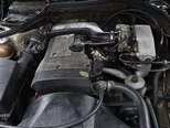 Mercedes E 220-11
