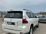 Toyota Land Cruiser Prado-5