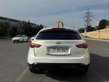 Infiniti FX35-7