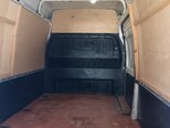 Ford Transit-7