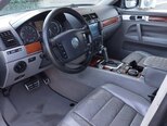 Volkswagen Touareg-13