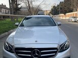 Mercedes E 220 d-1