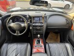 Infiniti QX70-18