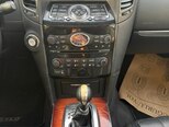 Infiniti QX70-10