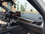 BMW 530e-7