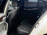 BMW 530e-19