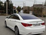 Hyundai Sonata-8