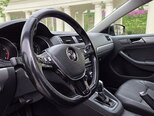 Volkswagen Jetta-12