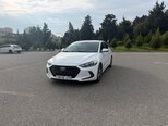 Hyundai Elantra-1
