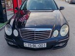 Mercedes E 220-1