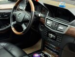 Mercedes E 350-19