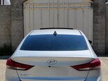 Hyundai Elantra-4