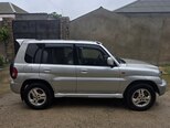 Mitsubishi Pajero io-5