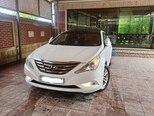Hyundai Sonata-1