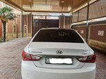 Hyundai Sonata-6