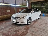 Hyundai Sonata-9