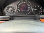 Mercedes E 220-11