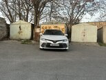 Toyota Camry-13