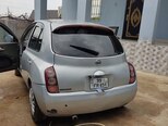 Nissan March-9