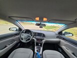 Hyundai Elantra-3