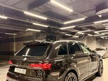 Audi Q7-6