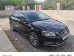 Volkswagen Passat-1