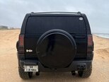Hummer H3-6