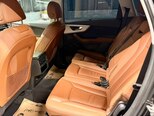 Audi Q7-15