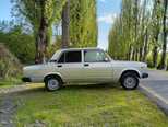 LADA (VAZ) 2107-2