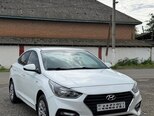 Hyundai Accent-1
