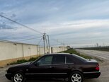 Mercedes E 240-8