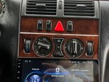 Mercedes E 240-13