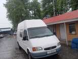 Ford Transit-8