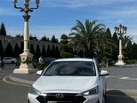 Hyundai Elantra-3