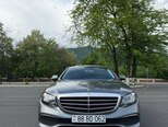 Mercedes E 300-1