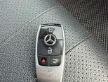 Mercedes E 300-14