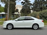 Toyota Camry-7